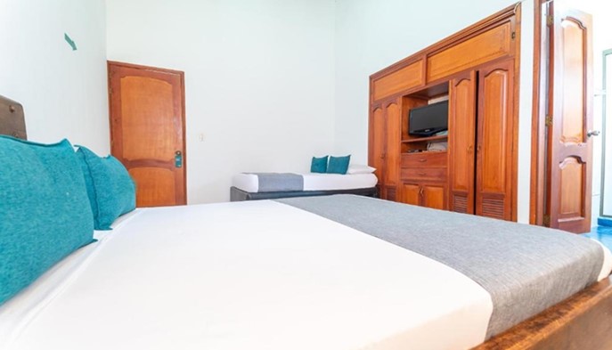 Habitación Triple - Finca Hotel Casa Baquero - Villavicencio, Meta - image - 2